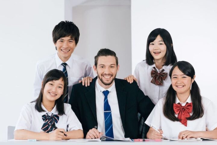 enlish teacher salary in japan